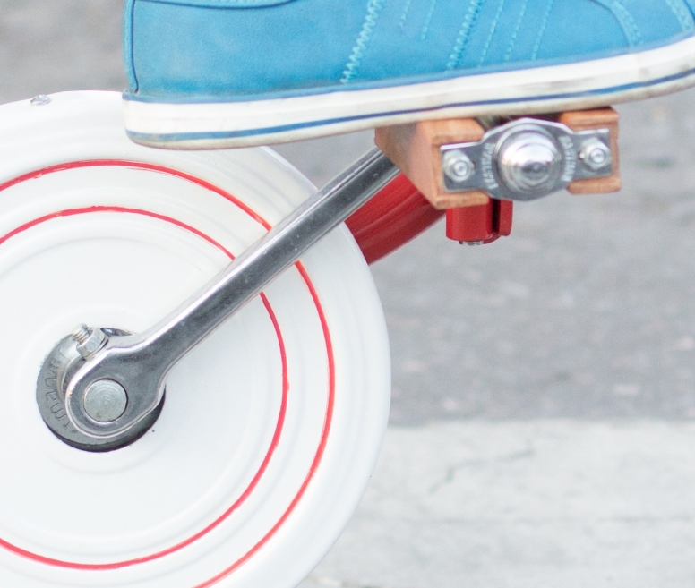 ציר מרכזי - מורה נבוכים