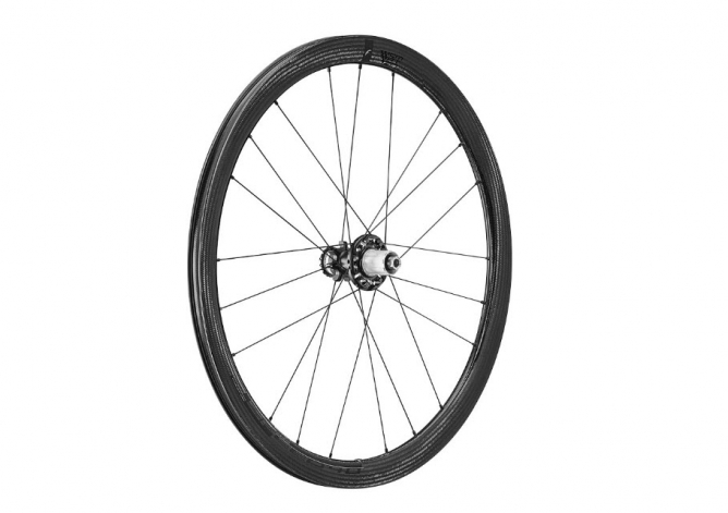 סט גלגלי כביש קרבון FULCRUM SPEED 40 CMPTZN DB CULT 