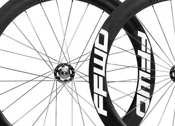 גלגל אחורי לאופני TRACK קרבון  FFWD F6T TUBULAR 60MM 